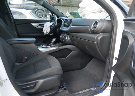 2020 Chevrolet Blazer Fwd 2Lt from USA, damaged, VIN 3GNKBCRS4LS700567